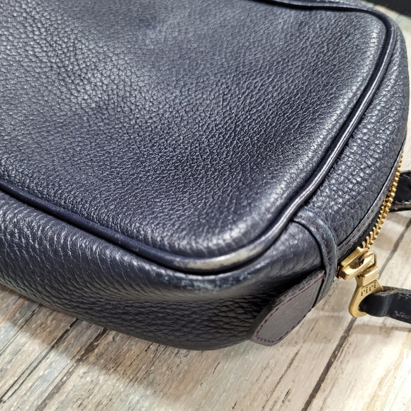 Vintage Dooney & Bourke Leather Crossbody Bag. - Picture 10 of 16